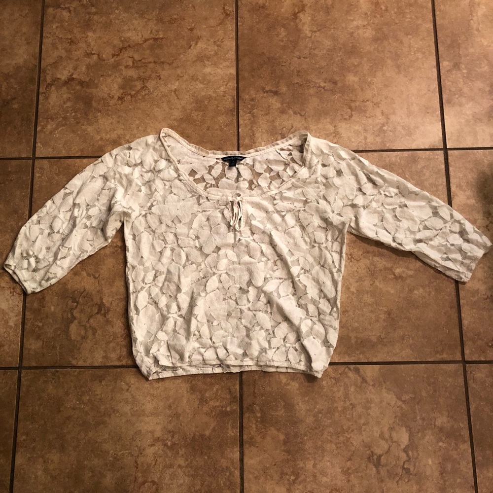 American Eagle lace top